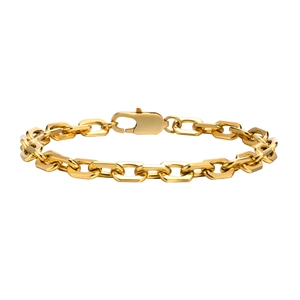 Detailed macro view of 18K gold-plated stainless steel chain with secure lobster clasp