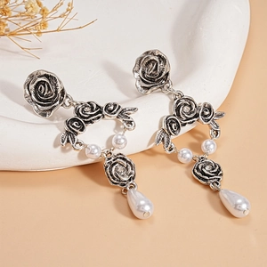 Vintage silver flower earrings with white pearls and drop pendant in palace style