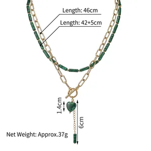 Collier double rang plaqué or 14K avec perles vertes, pendentif cœur et fermoir OT