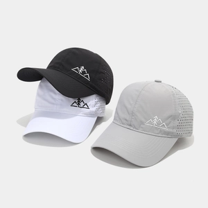 Quick-dry breathable baseball caps with embroidery in black, white, and grey for outdoor