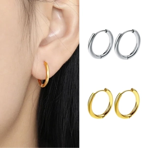 Polished titanium steel hoop earrings for women in gold and silver finish 15-20mm