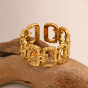 Fashionable 18K gold plated stainless steel open ring with a geometric fence design