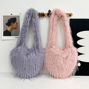 Heart Shaped Faux Fur Shoulder Bag Fringe Large Capacity Plush Tote Handbag Winter Autumn Spicy Girl Punk Style Women