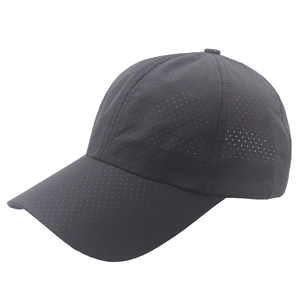 Casquette de baseball en mesh noir à séchage rapide pour le sport avec trous laser