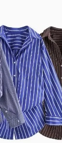 Détails de chemises en popeline rayée empilées en bleu, marron et gris