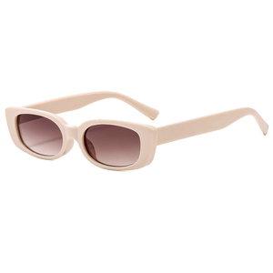 Fashionable square retro sunglasses with beige frames and brown gradient lenses