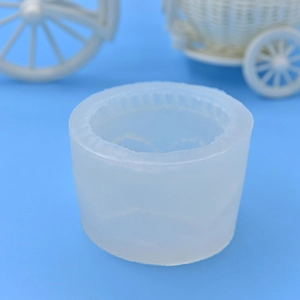 Translucent cylindrical silicone cake mold for DIY candles and mousse cake baking