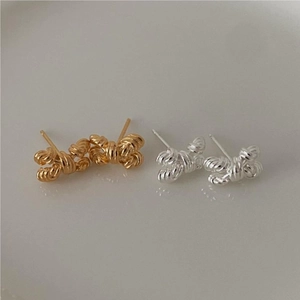 Minimalist 925 sterling silver knot bow earrings in gold and silver finishes