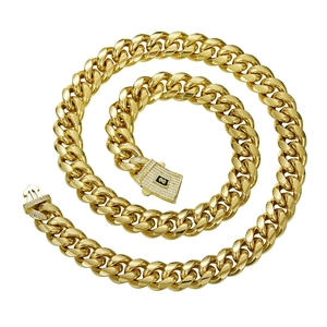 Polished 14K gold plated Cuban chain necklace with diamond-encrusted clasp for men