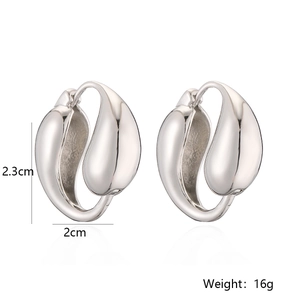 Polished silver dolphin teardrop earrings, width 2.0cm, height 2.3cm, weight 16g