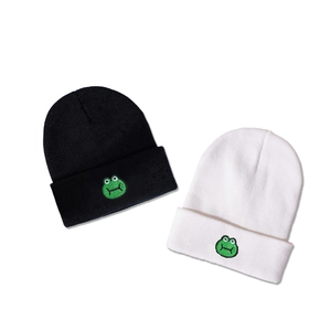 Cute frog embroidery knitted beanies in black and white styles for autumn and winter warmth