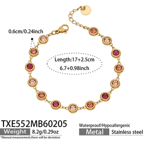 Dettaglio bracciale in acciaio dorato con zirconi rosa e viola, lunghezza 17+2,5 cm