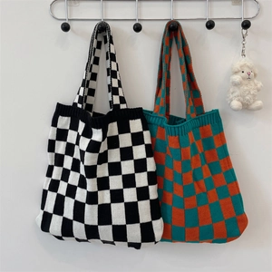 Knitted checkerboard tote bag set in black-white and blue-orange autumn knit fabric