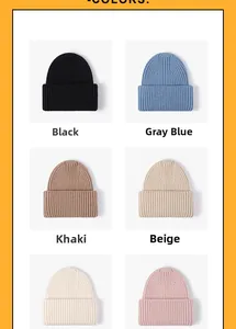 Gitteransicht von Winter-Strickmützen in Schwarz, Blau, Khaki, Beige, Creme und Rosa