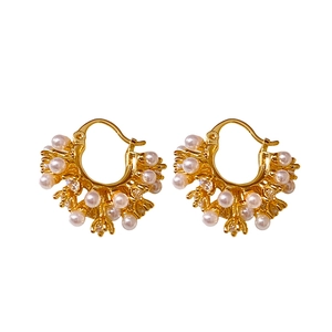 French vintage gold U-shaped hoop earrings with white pearls and sparkling zircon