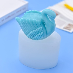 DIY swan shaped silicone mold for cake fondant and chocolate with 3D feather texture