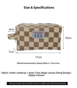 Checkerboard corduroy makeup bag with dimensions 17x10x7cm showing zipper and handle