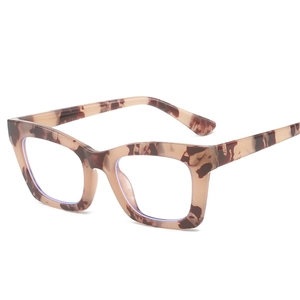 Vintage tortoiseshell square frame anti-blue light glasses with a classic 45-degree angle view