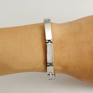 Silver stainless steel bead link bracelet for women featuring minimalist rectangular links