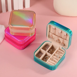Portable iridescent PU leather jewelry boxes in champagne gold, magenta and teal colors