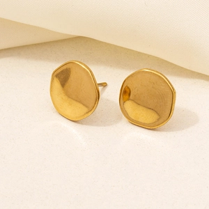 Fashionable golden stainless steel earrings with irregular round geometric hammer texture