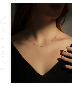 Elegant s925 silver choker necklace with sparkling round diamonds worn on neck