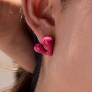 Boucles d'oreilles cœur en acier inoxydable doré 18K avec émail rose pour femmes
