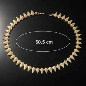 Detailed view of hip hop iced out triangle link necklace with 50.5 cm size measurement