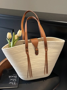 Woven Tote Bag Large Capacity Cotton Rope Straw Shoulder Bag With Leather Handle Tassel For Women Beach Vacation