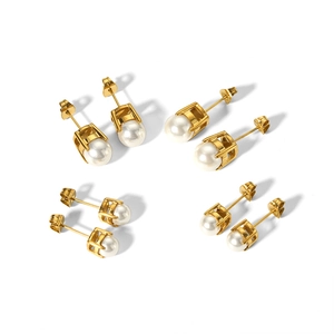 Elegant 18K gold-plated stainless steel pearl stud earrings set for women