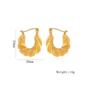 Boucles d'oreilles croissant en forme de U dorées avec dimensions 24mm x 20mm et poids 14g