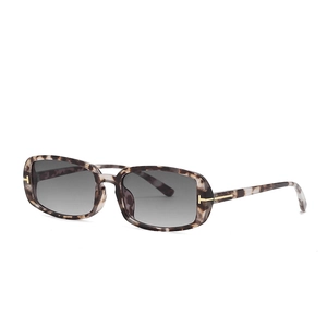 Rectangular Narrow Sunglasses UV400 Protection With T-Shaped Metal Hinge Fashion Retro Gradient Lens Eyewear For Women Men