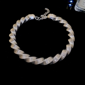 Chunky Choker Necklace Alloy Metal Twisted Spiral Texture Industrial Statement Jewelry For Women Adjustable Clasp