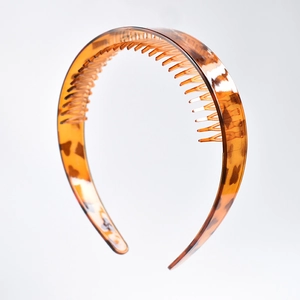 Diadema antideslizante con estampado de leopardo ámbar y dientes de sujeción