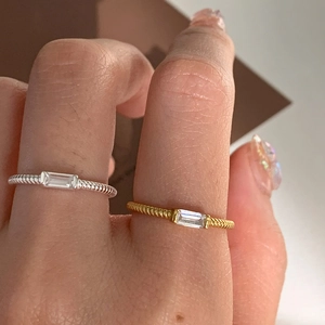 925 Sterling Silver Square Zirconia Open Ring For Women Minimalist Twist Design Adjustable Zirconia Finger Ring Fashion Jewelry