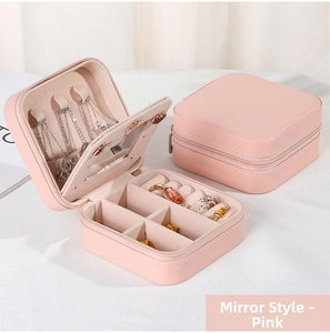 Boîte à bijoux rose portable avec miroir, crochets à colliers et fentes pour bagues