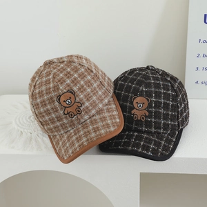 Casquette de baseball à carreaux pour enfants avec broderie ours 3D pour l'automne et l'hiver