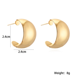 Boucles d'oreilles minimalistes en forme de C plaquées or 18 carats de 2,4 cm
