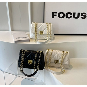 Detailed comparison of quilted chain bags in white, black, and beige PU leather