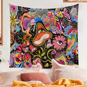 Détail macro d'une tapisserie champignon psychédélique aux couleurs vives sur tissu doux