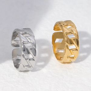 Adjustable Cuban link chain rings in gold and silver stainless steel finish