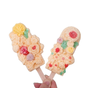 4-Fach Silikon-Eisform mit detailliertem 3D-Blumenrelief für hausgemachtes Eis