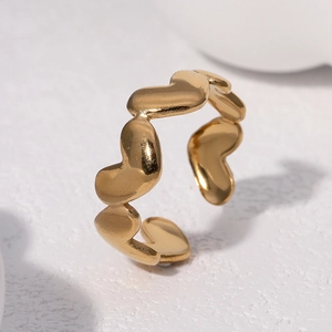 Bague ouverte en acier inoxydable doré 18K avec motifs cœurs pour femme élégante