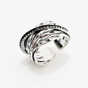 Vintage S925 sterling silver multilayer overlapping ring with black zircon inlays