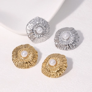 Irregular Hammered Round Metal Stainless Steel Stud Earrings With Imitation Artificial Pearl Vintage Minimalist Gold Plated Jewelry For Women