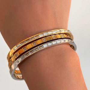 Retro square cubic zirconia titanium steel bracelet set with gold and silver tone bangles
