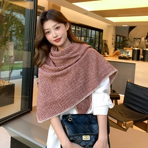 Thick brown and white plaid wave pattern winter scarf shawl for women's elegant winter wear