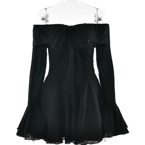 Robe courte noire sexy épaules dénudées avec nœud et manches évasées à volants
