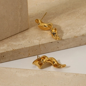Minimalist gold-plated wavy geometric earrings with artistic twisted lava texture