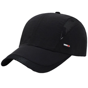 Quick-dry mesh baseball cap for men with breathable panel and sports embroidery